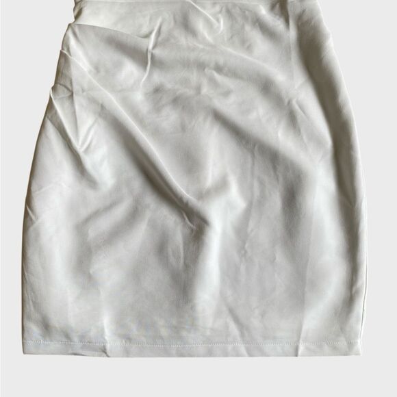 NWOT Lulus Festive Occasion White Ruched Strapless Bodycon Mini Dress Size S - Picture 9 of 16